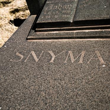 SNYMAN Johan 1930-1991