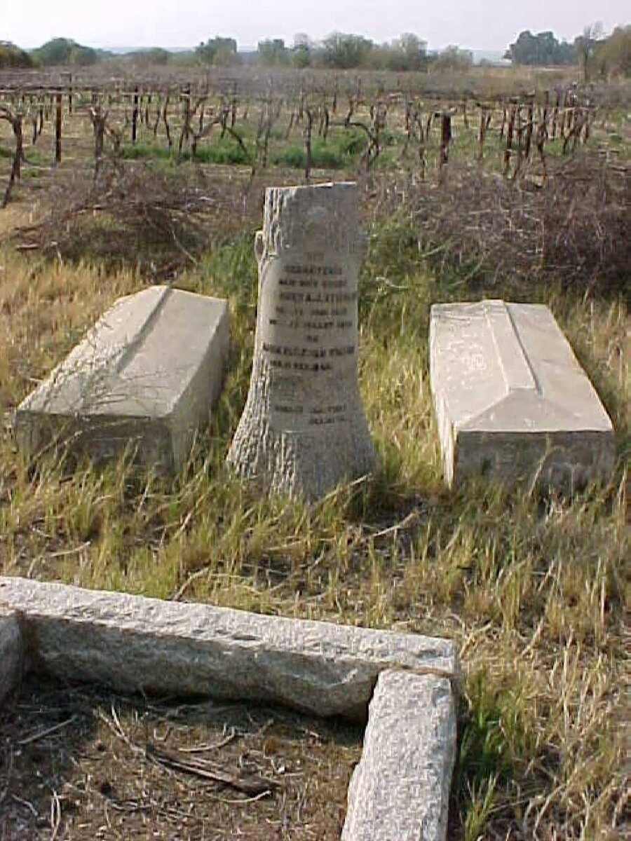 STEENKAMP Johannes A.J. 1822-1888 &amp; Anna M.C.P. VAN NIEKERK 1848-