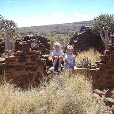 2. Ruines of a house near the gravesite