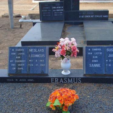 ERASMUS Nicolaas Lodiwicus 1913-1983 &amp; Susanna Jacoba 1921-1996