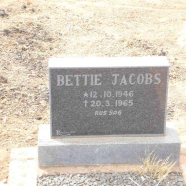 J - Vanne :: Surnames - J