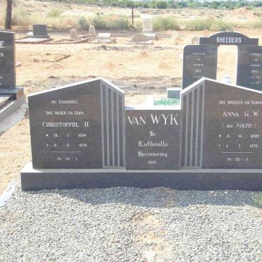WYK Christoffel H., van  1894-1974 &amp; Anna G.W. NOLTE 1895-1976