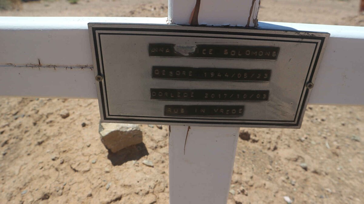 SOLOMONS Anna ? 1944-2017