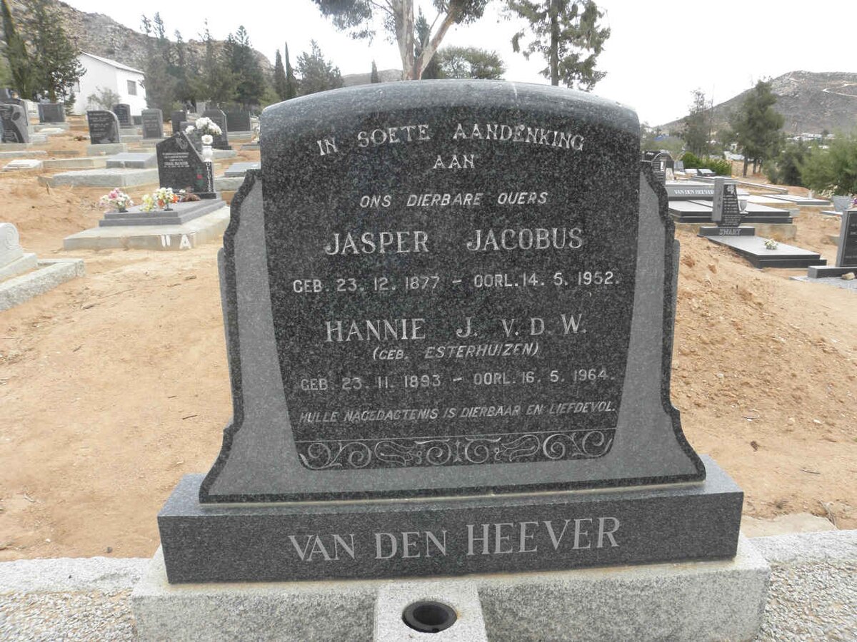 HEEVER Jasper Jacobus, van den 1877-1952 &amp; Hannie J.V.D.W. ESTERHUIZEN 1893-1964