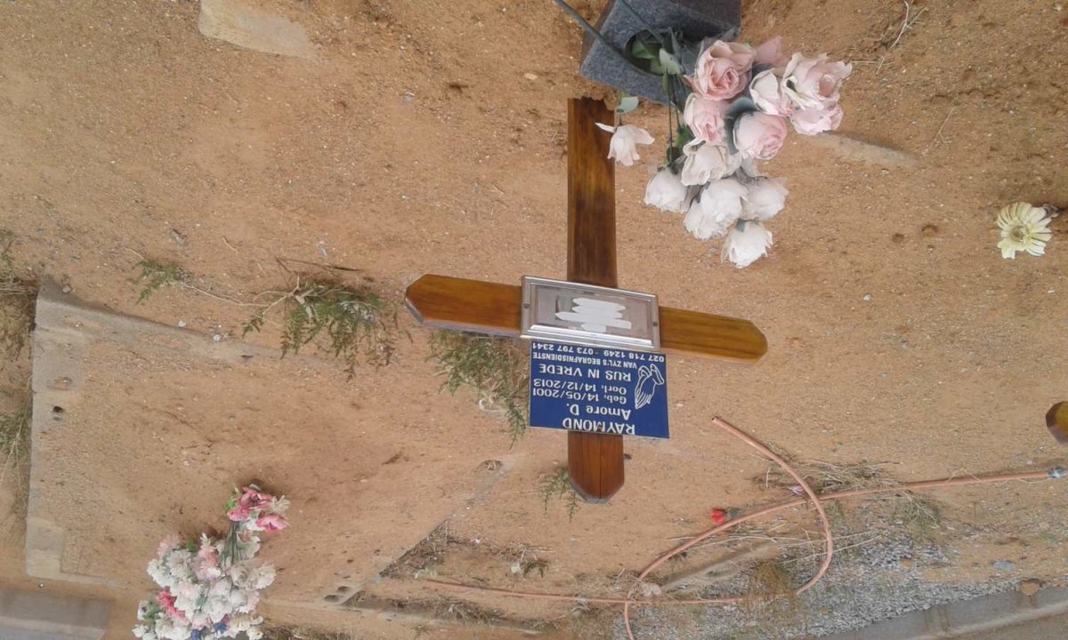 RAYMOND Amore D. 2001-2013