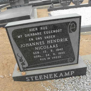 STEENEKAMP Johannes Hendrik Nicolaas 1942-1990