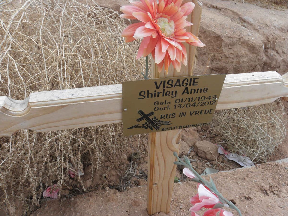 VISAGIE Shirley Anne 1943-2012