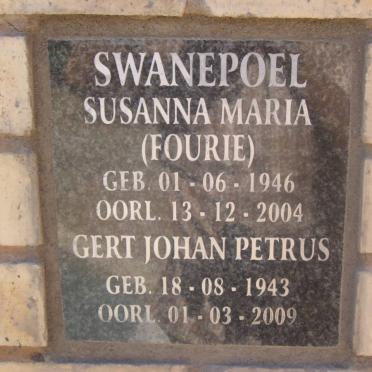SWANEPOEL Gert Johan Petrus 1943-2009 &amp; Susanna Maria FOURIE 1946-2004