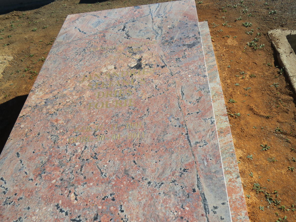 FOURIE Jan Andries Stefanus 1944-2011 &amp; Maria Hendrina 1952-2011