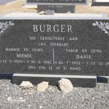 BURGER Danie 1903-1982 &amp; Miemie 1909-1982