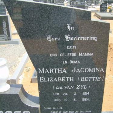 BURGER Martha Jacomina Elizabeth nee VAN ZYL 1914-1984