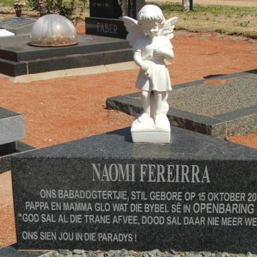 FEREIRRA Naomi 2001-2001