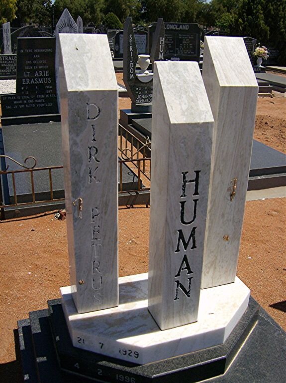 HUMAN Dirk Petrus 1929-1996