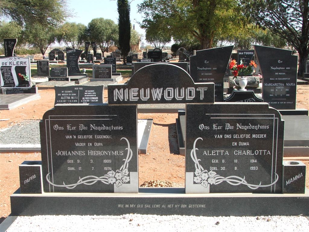 NIEUWOUDT Johannes Hieronymus 1909-1976 &amp; Aletta Charlotta 1914-1993