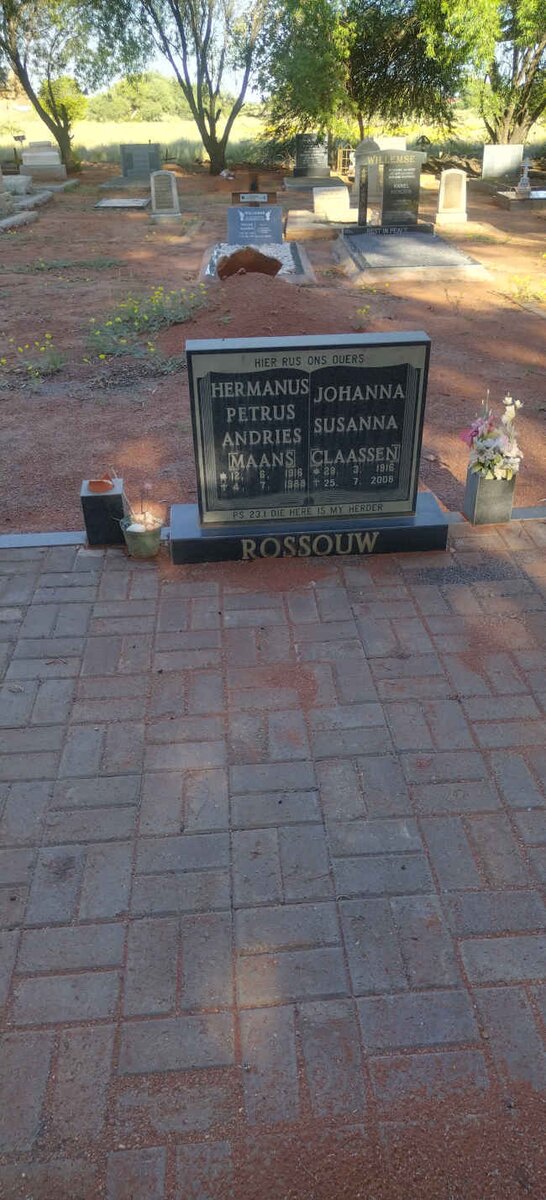 ROSSOUW Hermanus Petrus Andries 1916-1988 & Johanna Susanna CLAASSEN 1916-2008