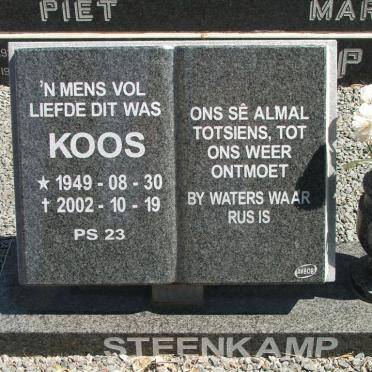 STEENKAMP Piet 1922-1980 :: STEENKAMP Koos 1949-2002