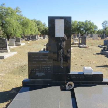 HEERDEN Jan Lodewicus, van 1896-1970 &amp; Anna Maria Dorothea HATTINGH 1912-1970