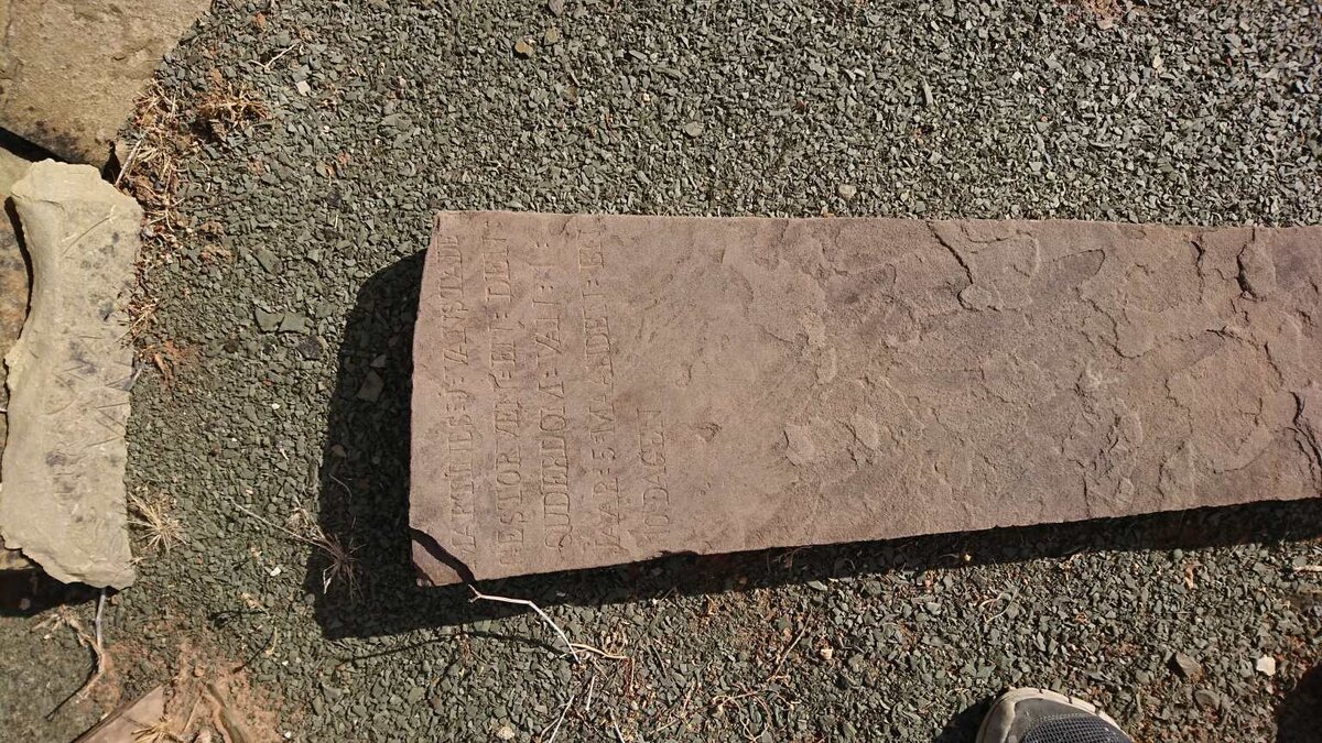 STADE Martines J., van