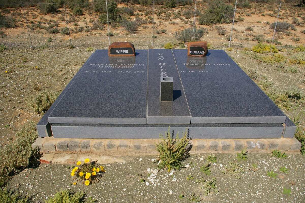 HEERDEN Izak Jacobus, van 1935-  &amp; Martha Sophia 1937-2006