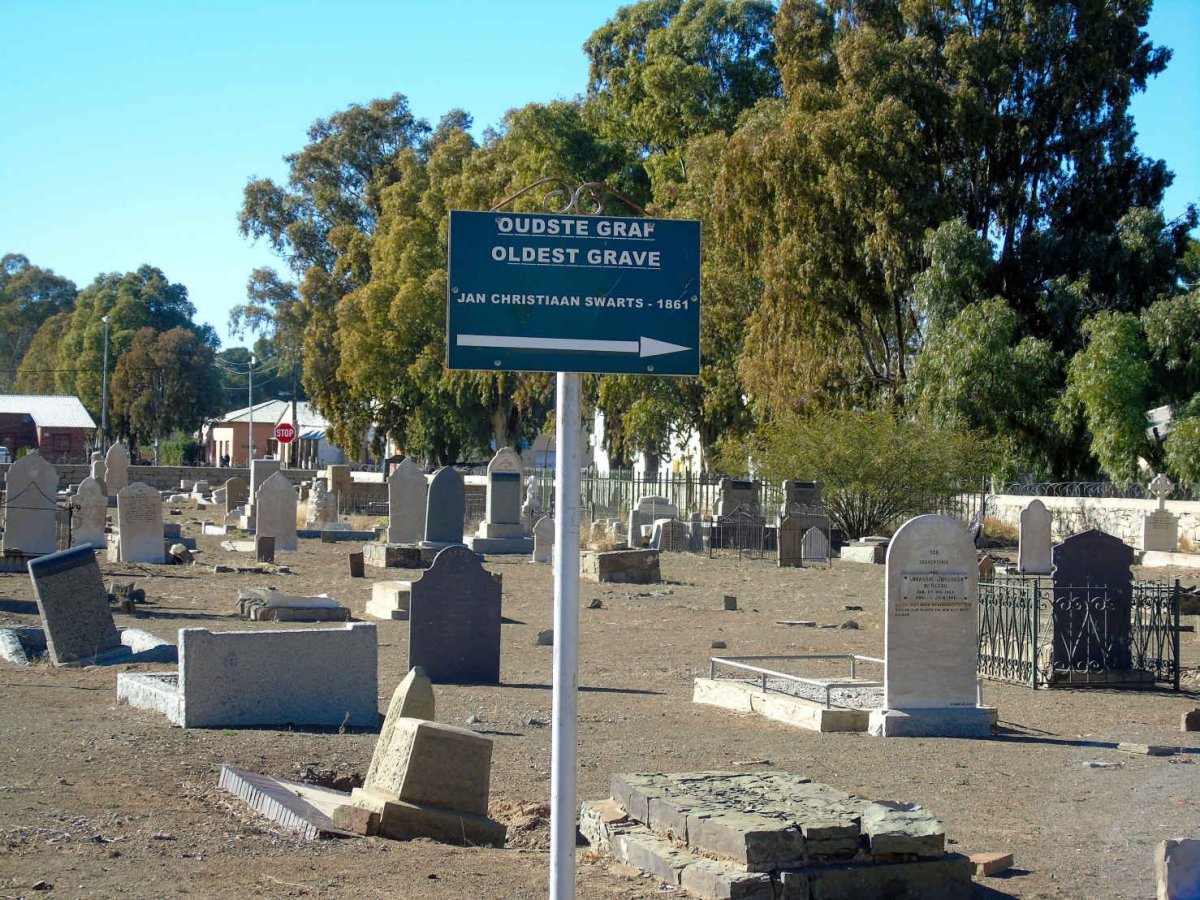 08. Jan Christiaan Swarts - Oldest Grave / Oudste Graf