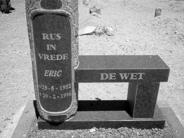 WET Eric, de 1952-1996