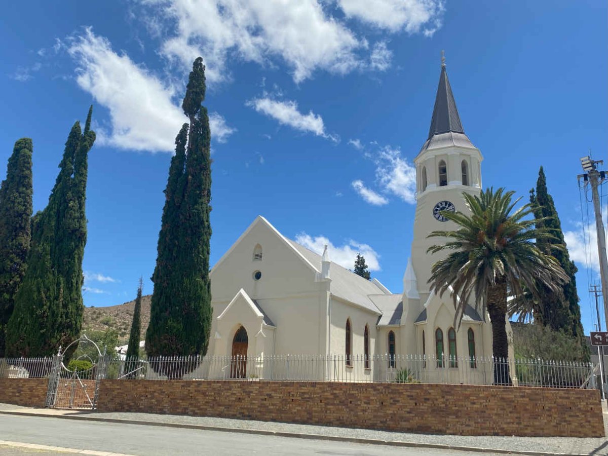 1. NG KERK VICTORIA WEST