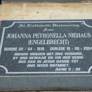 NIEHAUS Johanna Petronella nee ENGELBRECHT 1918-2004