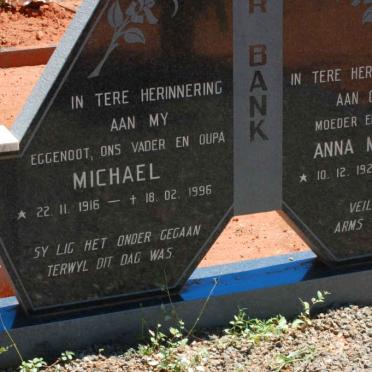 BANK Michael, van der 1916-1996 &amp; Anna Maria 1921-2001