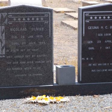 OLIVIER Nicolaas 1879-1949 &amp; Gesina H.C. LOUW 1887-1975 
