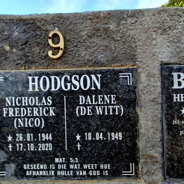 HODGSON Nicholas Frederick 1944-2020 & Dalene DE WITT 1949-