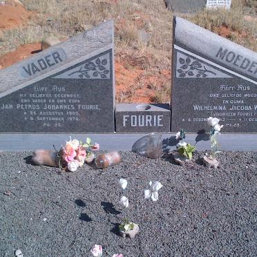 FOURIE Jan Petrus Johannes 1905-1974 &amp; WIESE Wilhelmina Jacoba voorheen FOURIE 1912-2008