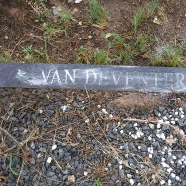 DEVENTER Japie, van 1917-2003 &amp; Susie 1921-1999 