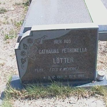 LOTTER Catharina Petronella nee VAN NIEKERK 191?-1985