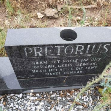 PRETORIUS A.J. 1936-1996 &amp; Marie M.M. 1937- :: PRETORIUS Marietjie 1989-2002