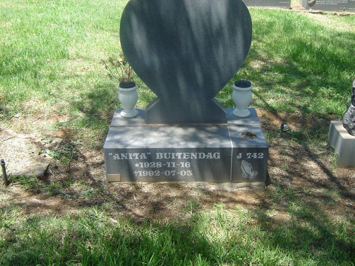 BUITENDAG Anita 1928-1992