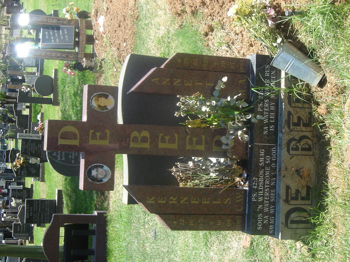 BEER Kerneels C.W., de 1976-2007 :: DE BEER Annete M.A. 195?-1993