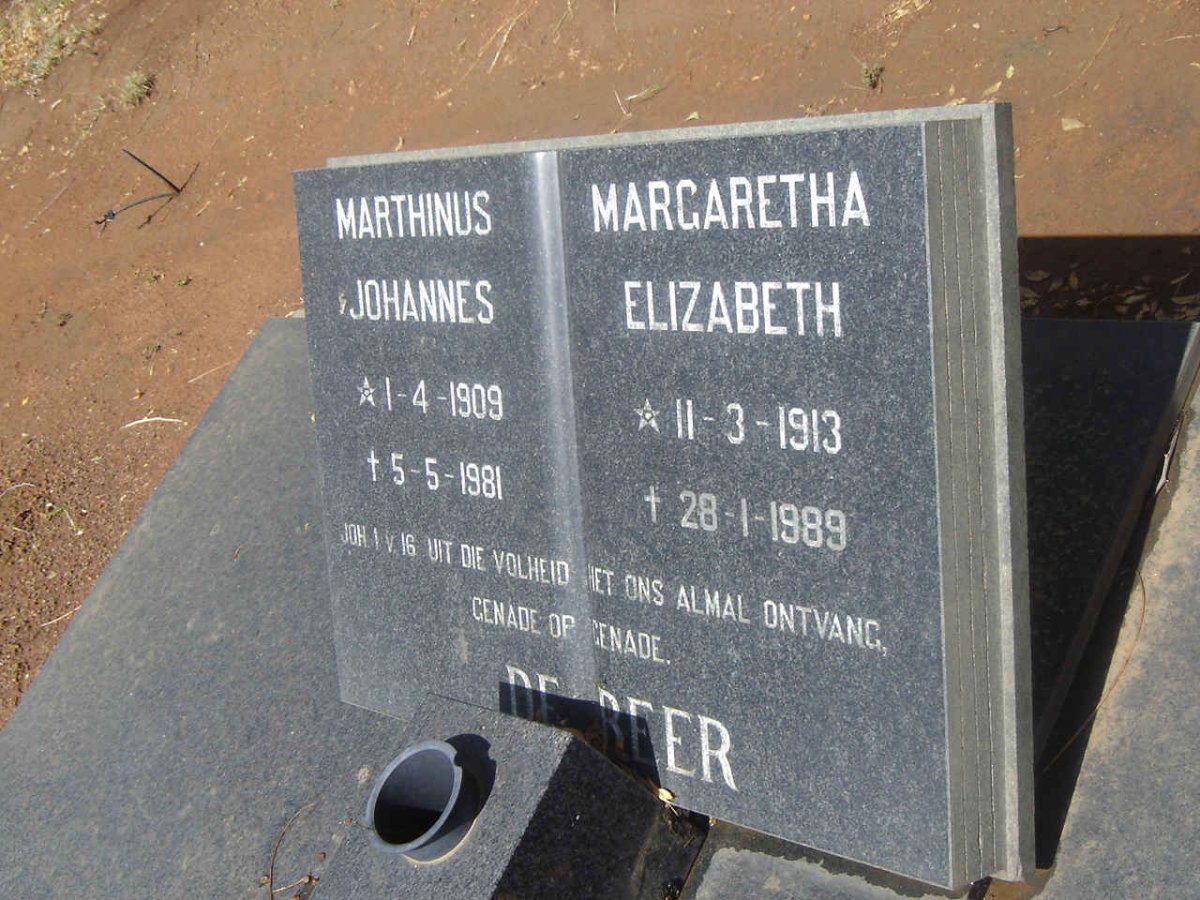 BEER Marthinus Johannes, de 1909-1981 &amp; Margaretha Elizabeth 1913-1989