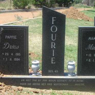 FOURIE Dries 1915-1994 &amp; Mierie 1919-1995