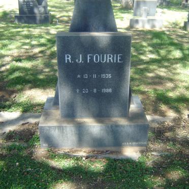 FOURIE R.J. 1935-1986