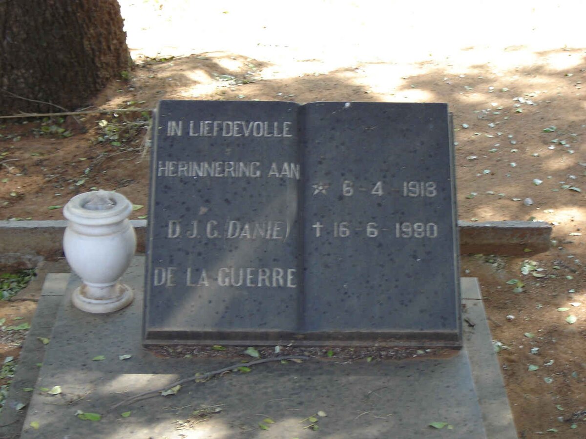 GUERRE D.J.G., de la 1918-1980