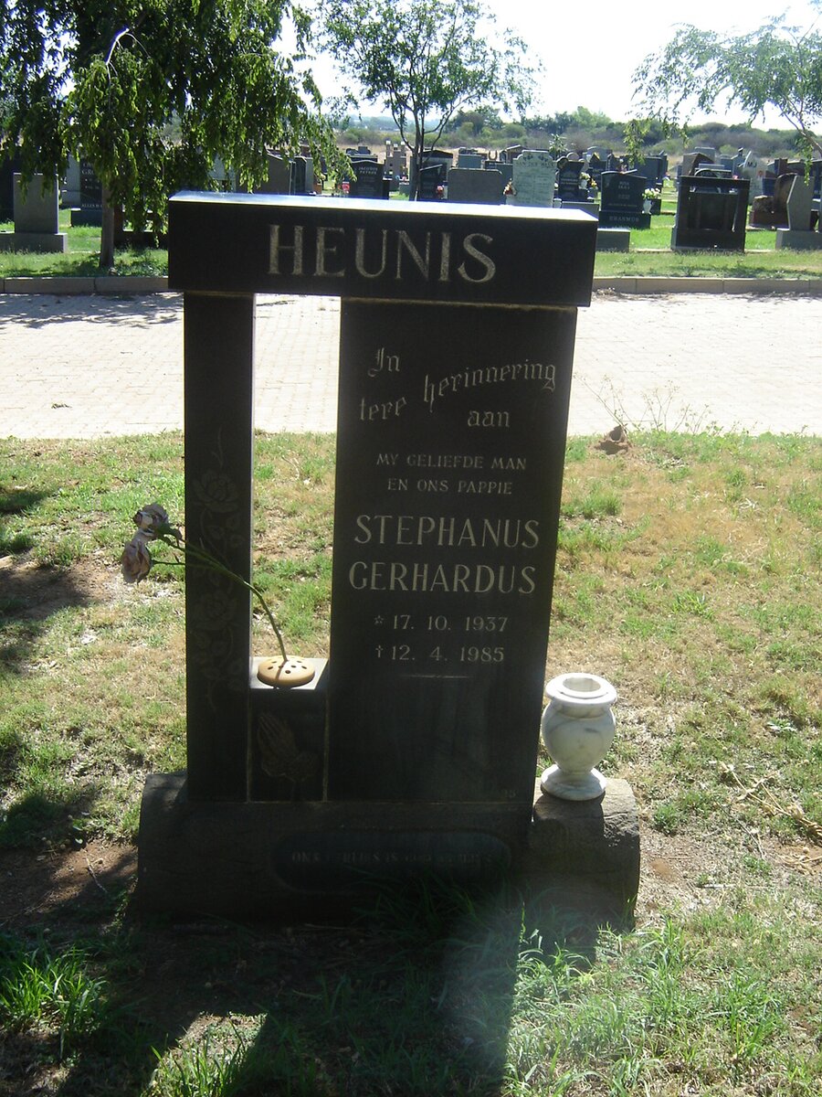 HEUNIS Stephanus Gerhardus 1937-1985