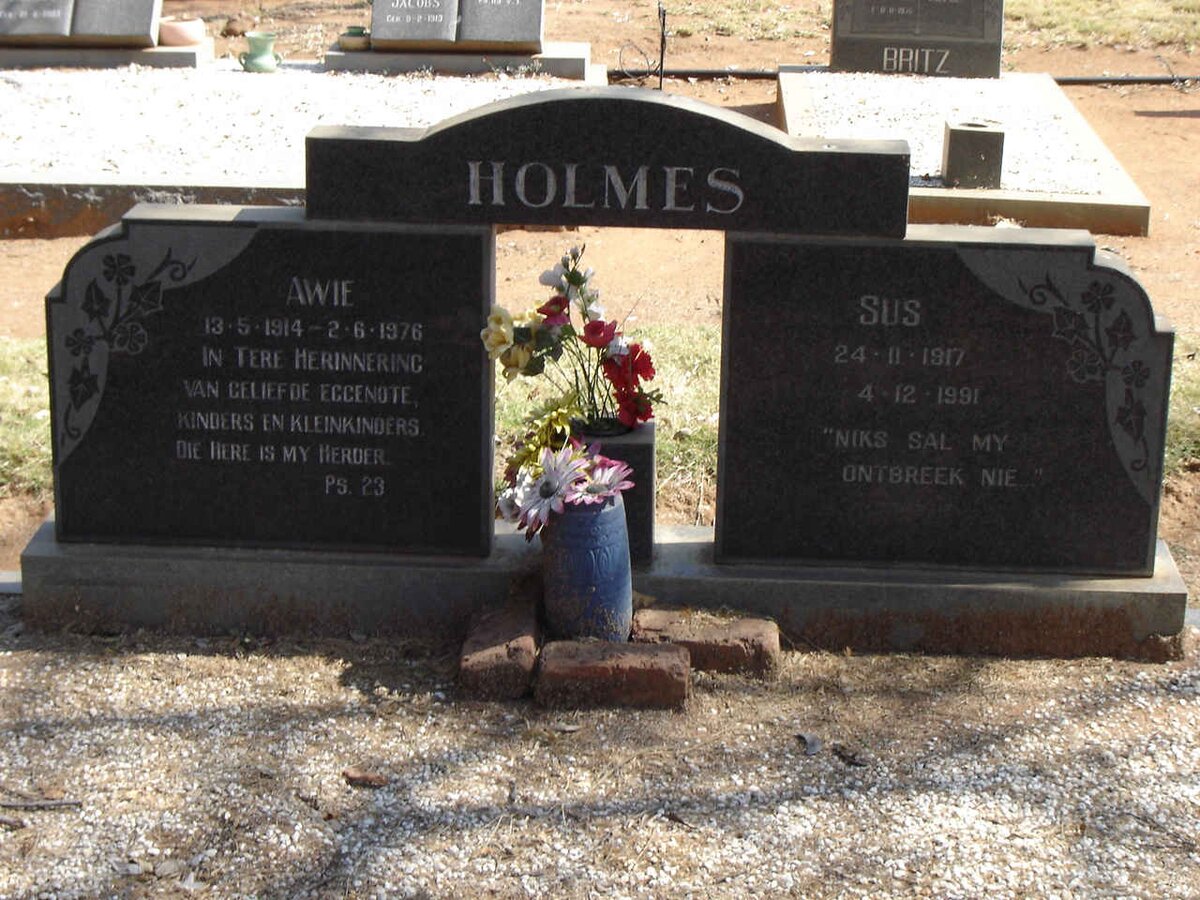 HOLMES Awie 1914-1976 & Sus 1917-1991