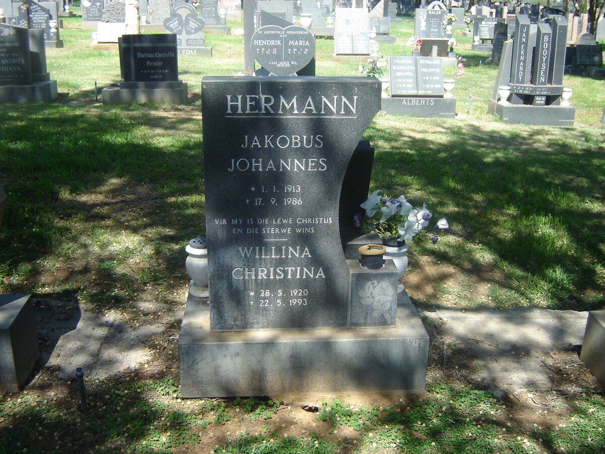 HERMANN Jakobus Johannes 1913-1986 &amp; Willina Christina 1920-1993