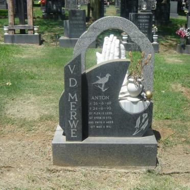 MERWE Anton, van der 1969-1990