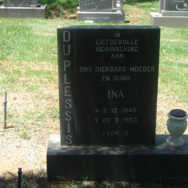 PLESSIS Ina, du 1945-1993