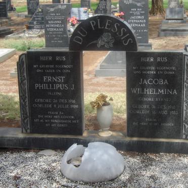 PLESSIS Ernst Phillipus J., du 1916-1989 &amp; Jacoba Wilhelmina BYRNE 1916-1983