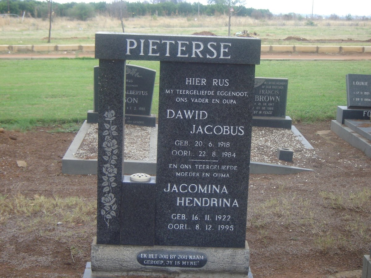 PIETERSE Dawid Jacobus 1918-1984 &amp; Jacomina Hendrina 1922-1995