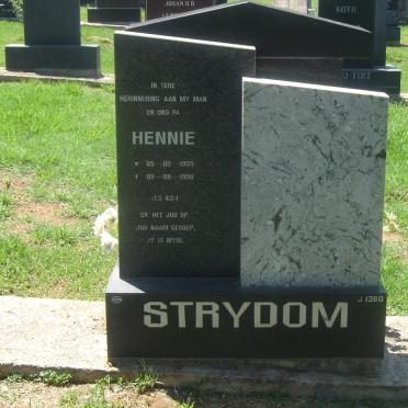 STRYDOM Hennie 1955-1998