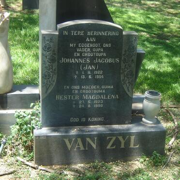 ZYL Johannes Jacobus, van 1922-1994 &amp; Hester Magdalena 1923-1998