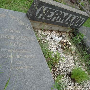 HERMANN Matthys Johannes 18??-1943 &amp; Cornelia Hester RAS 1887-1973